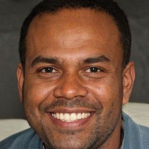 Meet your Posher, Adrian